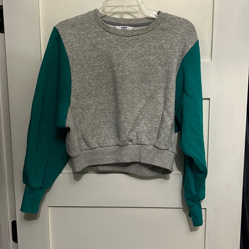 Cropped sweatshirt